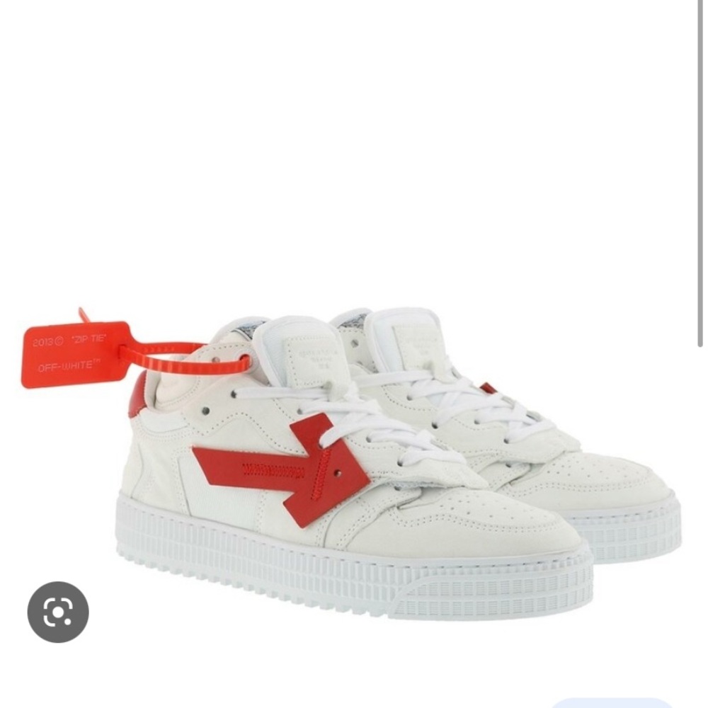 Off White- off court low sneakers